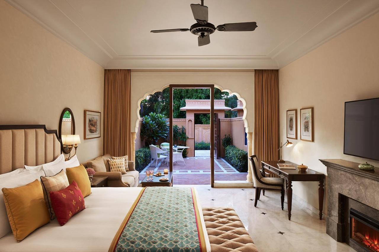 Luxury Room King Bed