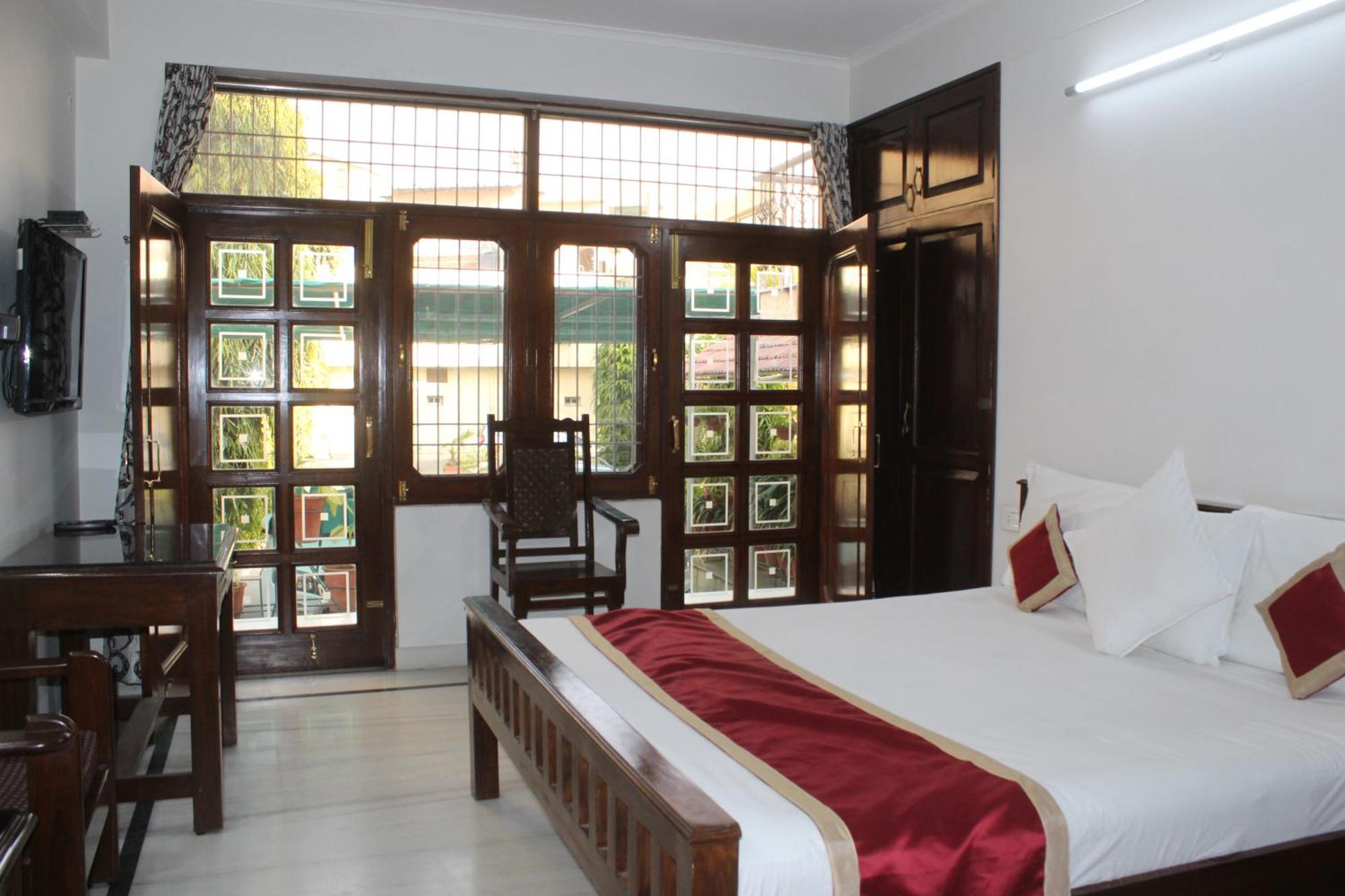 Superior Zimmer mit Kingsize-Bett
