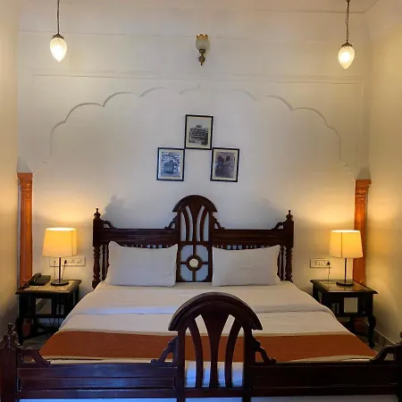 Vinayak Guest House-3
